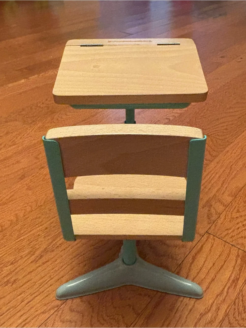 American Girl Maryellen School Desk LIKE NEW